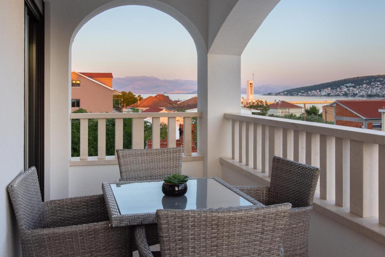 Luxury City Villa โตรกีร์ ภายนอก รูปภาพ